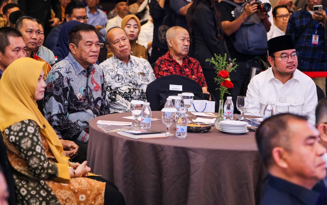 Bupati HM Toha Hadiri Peluncuran dan Bedah Buku Gubernur Herman Deru