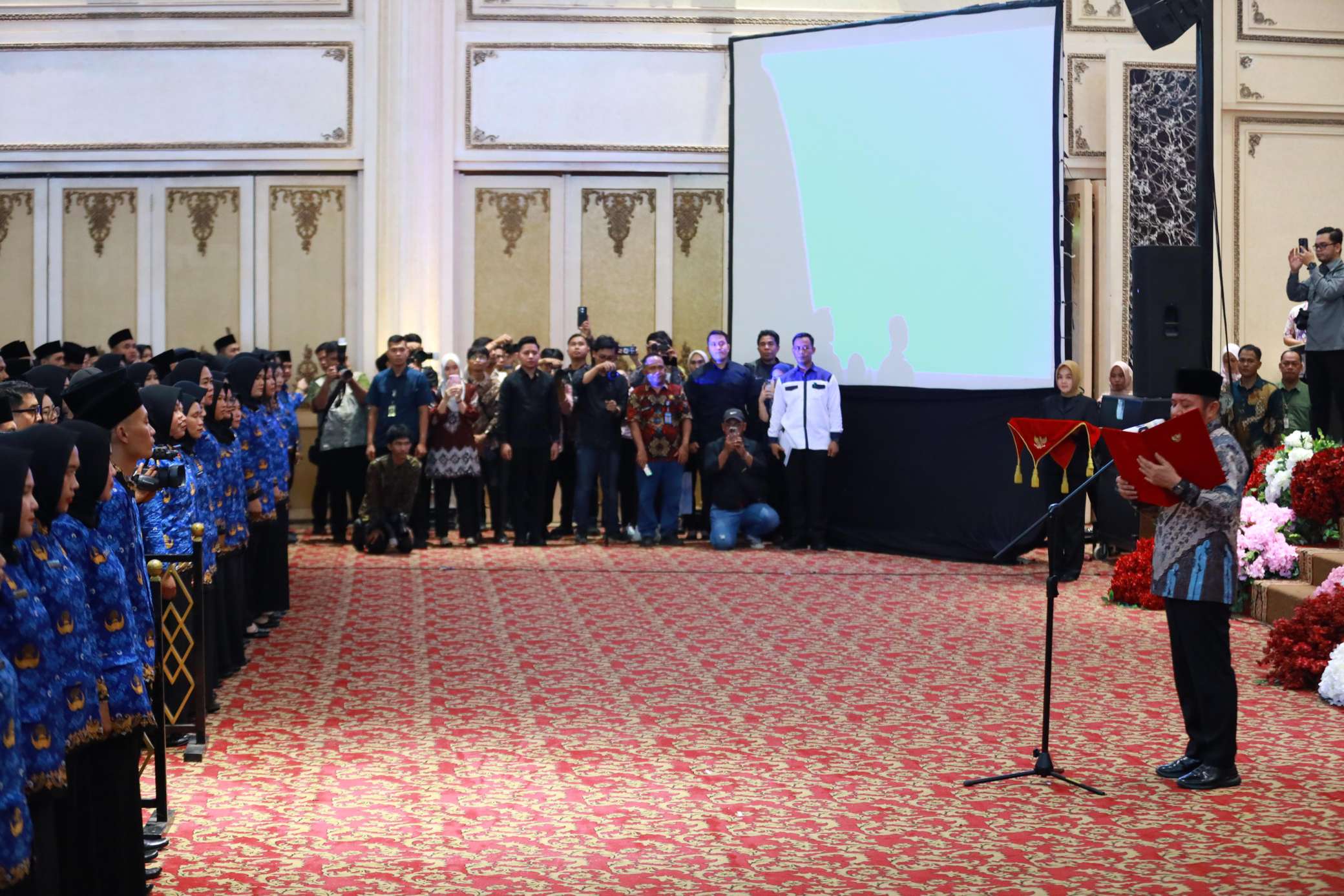 Gubernur Herman Deru Resmikan 3.077 PPPK Tahap I Pemprov Sumsel