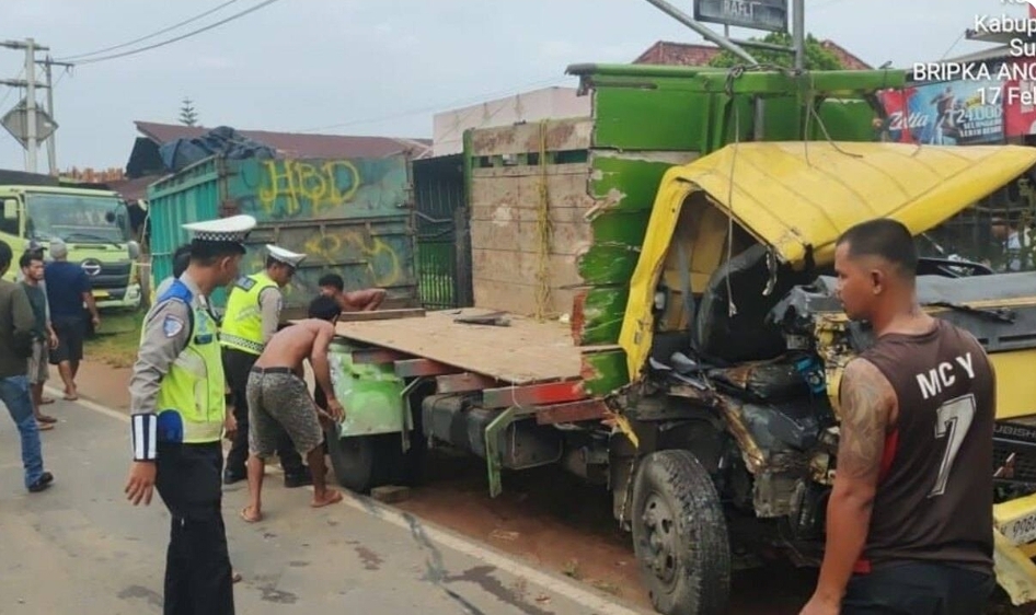 Tabrakan Beruntun 2 Truk dan 1 Sepeda Motor di Jalintim, Begini Nasib Pengendaranya