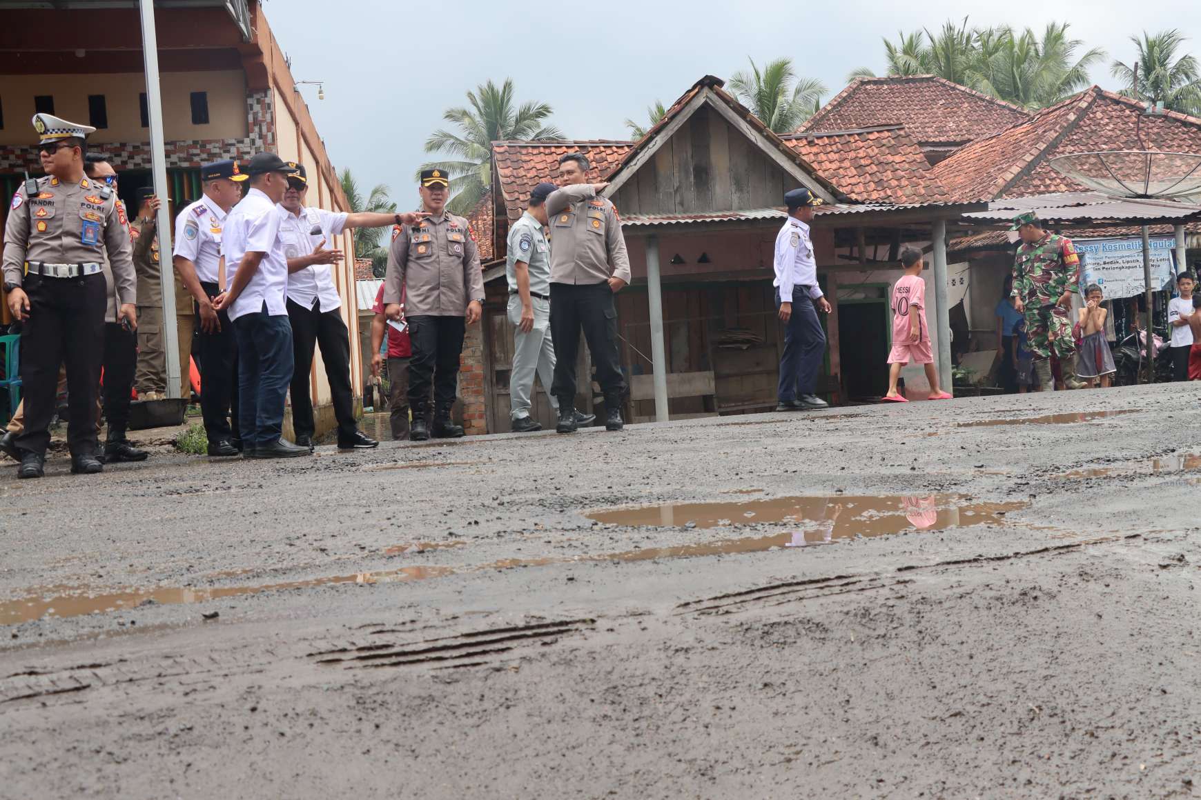 Polres Muba Survey Jalur Untuk Pemudik di Lebaran 2025, Hasilnya Masih Banyak Terdapat Kerusakan