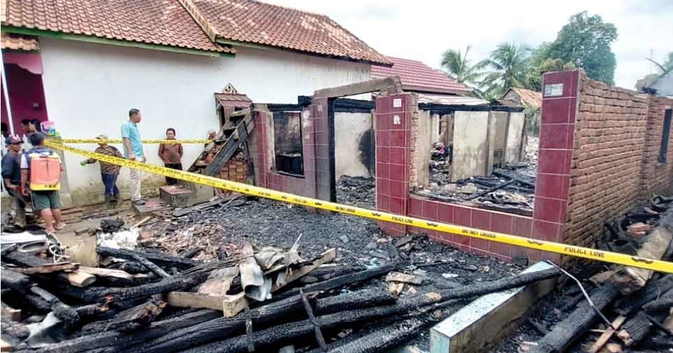 Rumah Terbakar, Nenek di Kabupaten OI Urung Berangkat Umrah