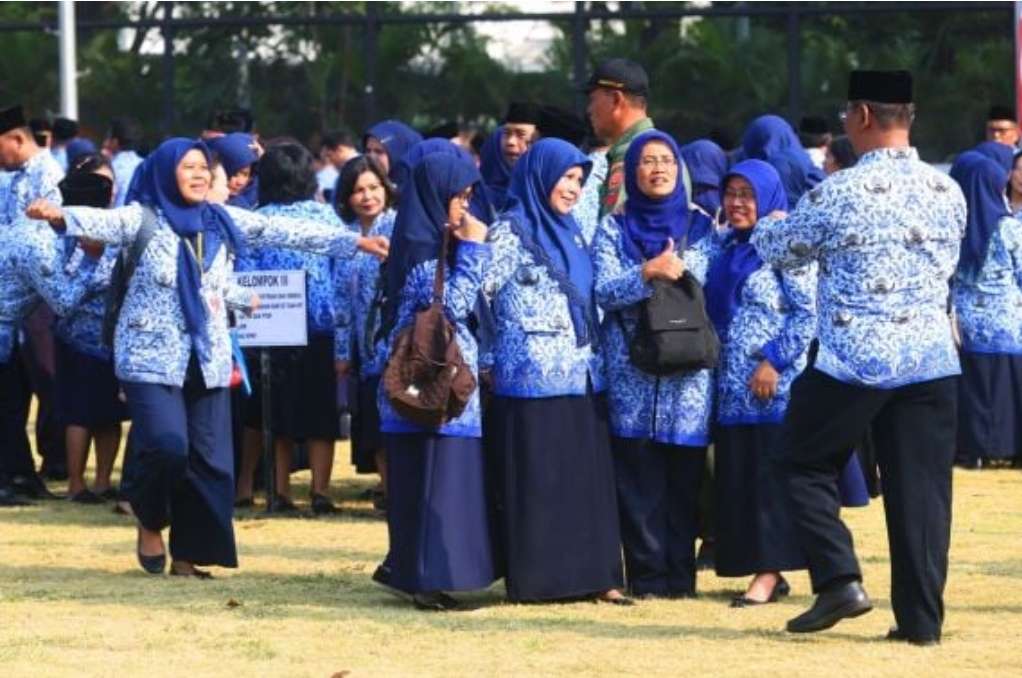 Ini Pernyataan Menpan RB, Membuat Honorer Bisa Tersenyum