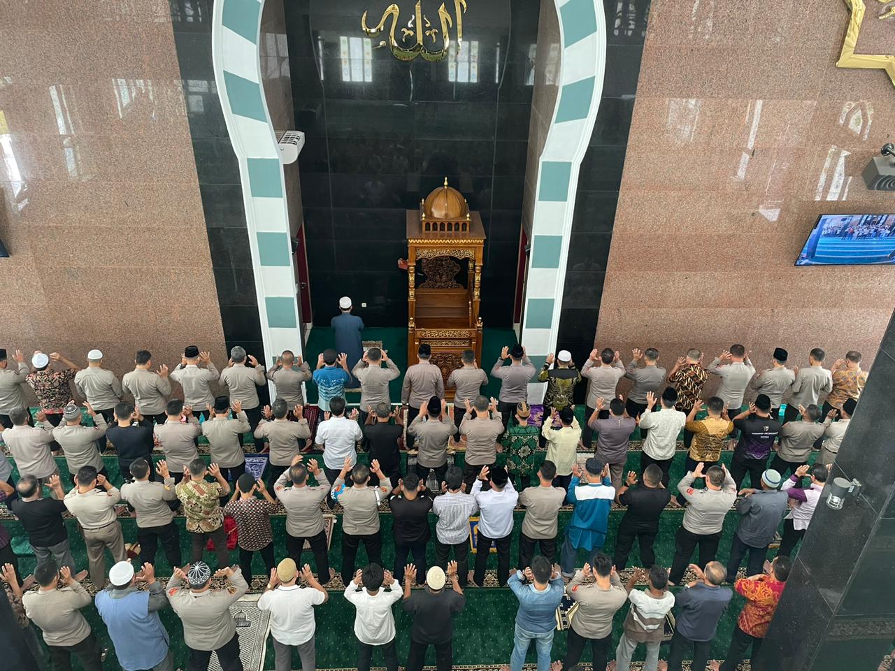 6 Golongan Umat Muslim Berikut Ternyata Tidak Wajib Sholat Jumat