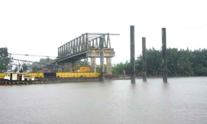 Pemprov Sumsel Tegaskan Jalur Sungai Lalan Ditutup Awal 2026