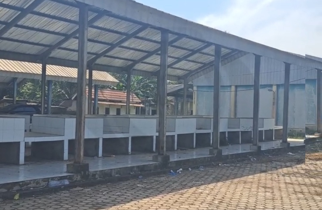 Miris, Sejak Selesai Dibangun Hingga Sekarang Pasar Ikan di Sungai Lilin Tak Dimanfaatkan