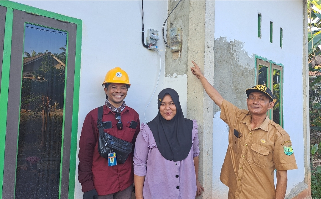 Program Peralihan MEP Ke PLN di Desa Nusa Serasan Sungai Lilin, Tahap Pertama Pasang 200 KWH