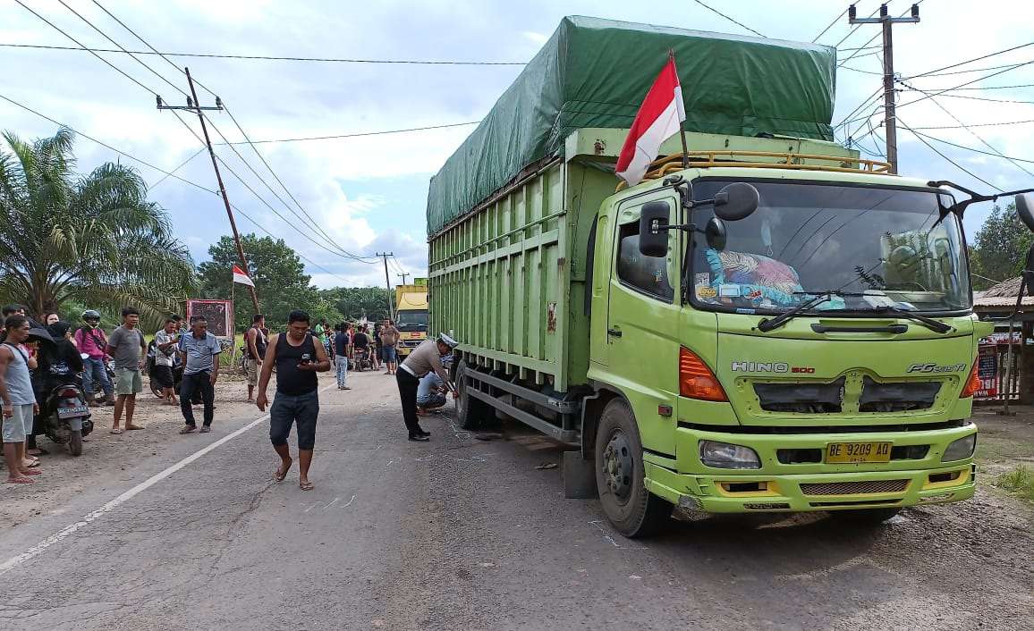 Tragis! Lobang di Jalintim Palembang - Jambi Menyebabkan Pengendara Motor Meninggal