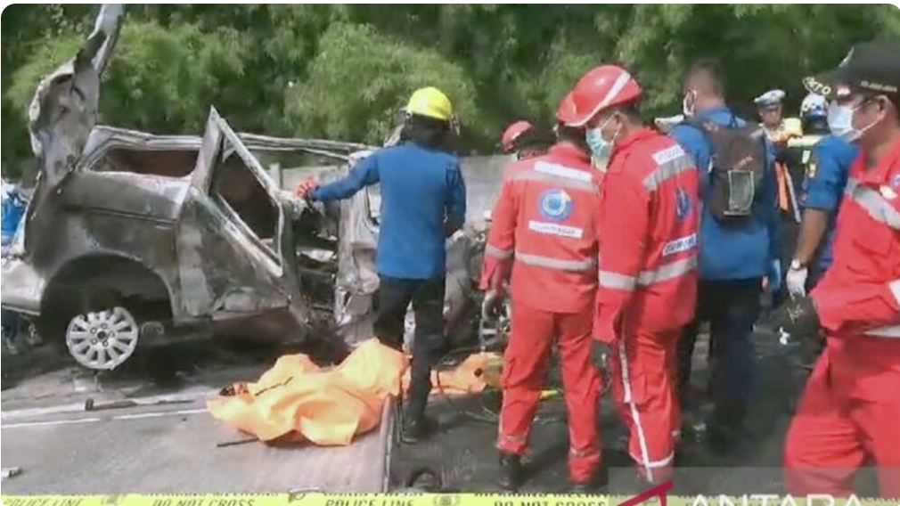 Kecelakaan Maut di Tol Jakarta Cikampek, Dikabarkan 9 Orang Meninggal Dunia