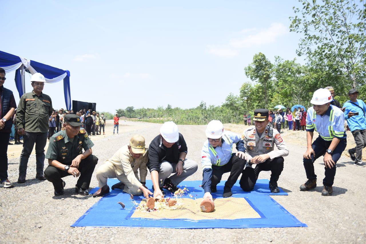 Selain Akses Jalan Mura - Pali, Gubernur Juga Resmikan 4 Unit Jembatan