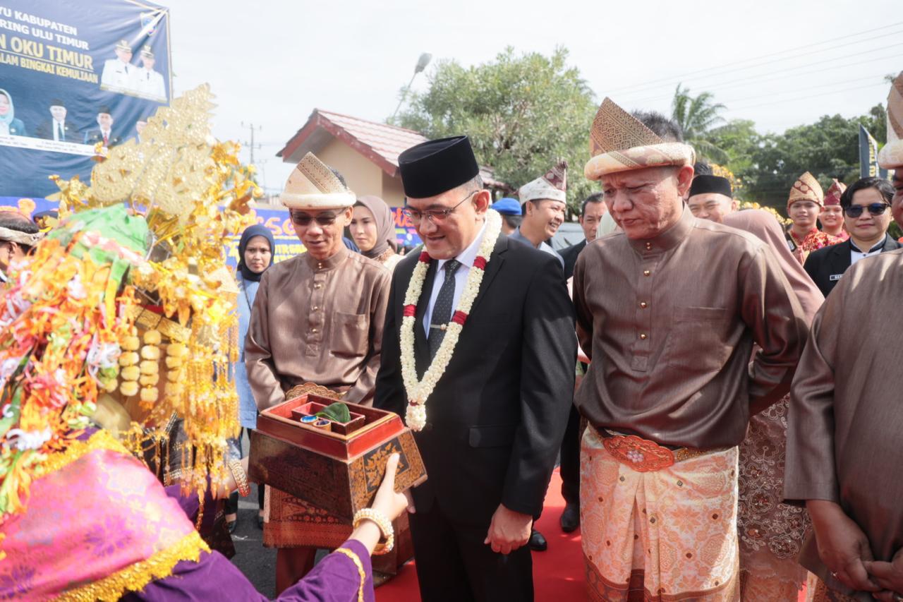 Sekda Sumsel Hadiri Paripurna Hari Jadi Kabupaten OKU Timur Ke-21 Tahun 2025