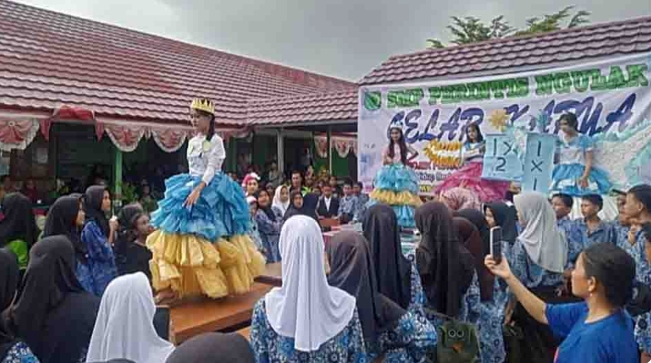 SMP Perintis Ngulak Gelar Beragam Lomba, Mulai dari Fashion Show Hingga Memasak Makanan Khas Daerah