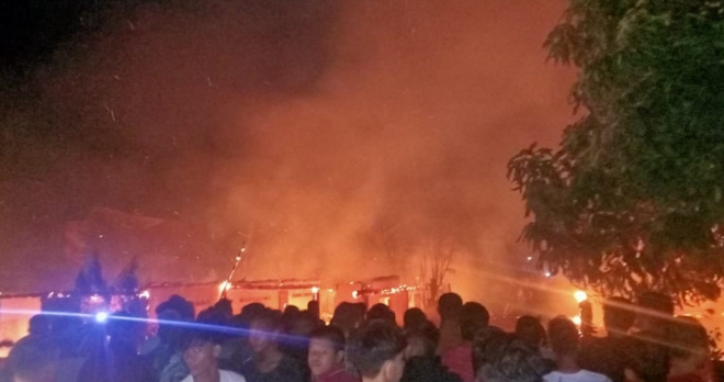 Diduga Korsleting, 4 Rumah di OKU Timur Hangus Terbakar