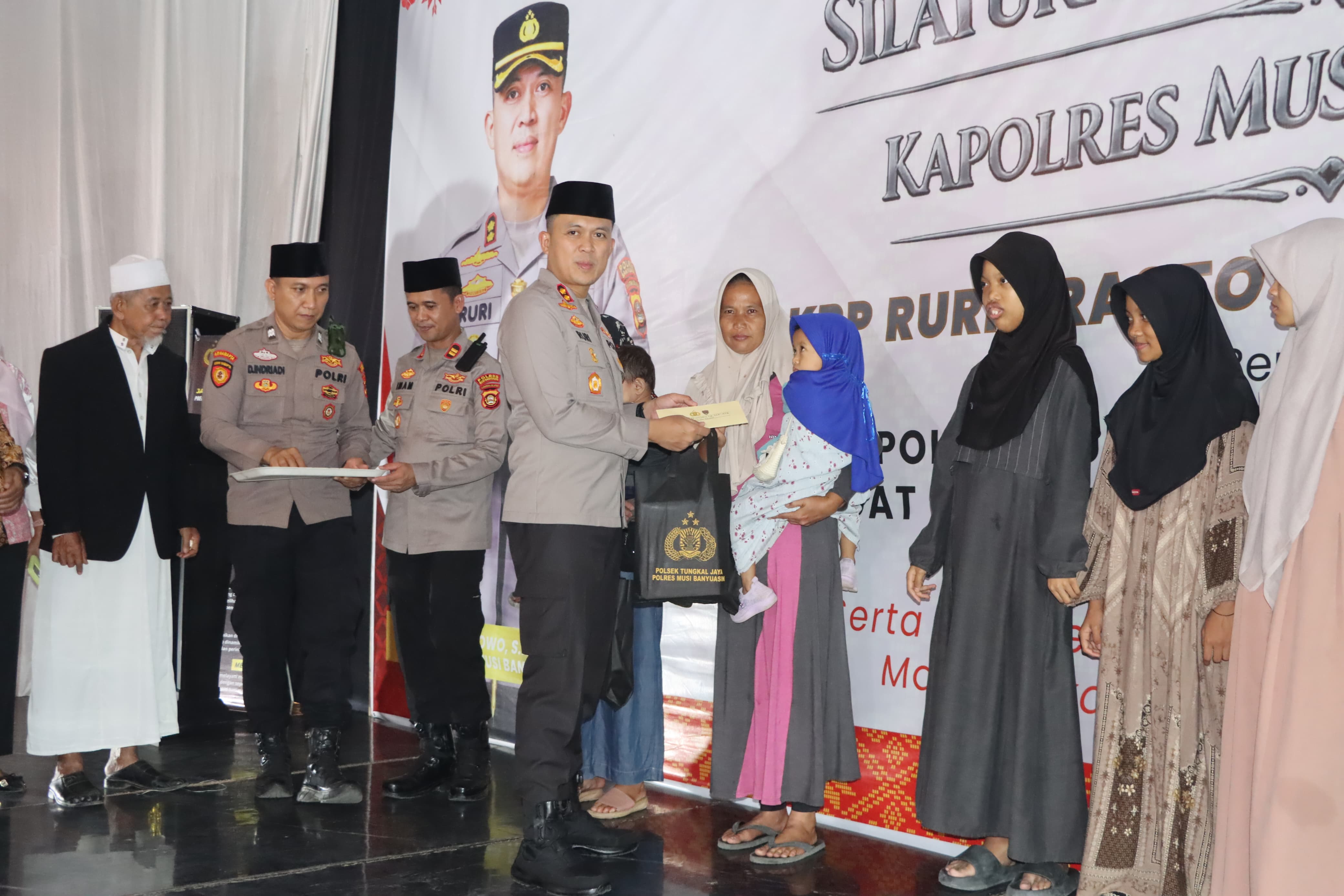 Kunker Dua Hari di Bayung Lencir–Tungkal Jaya, Kapolres Muba Tekankan Respons Cepat dan Humanis ke Masyarakat