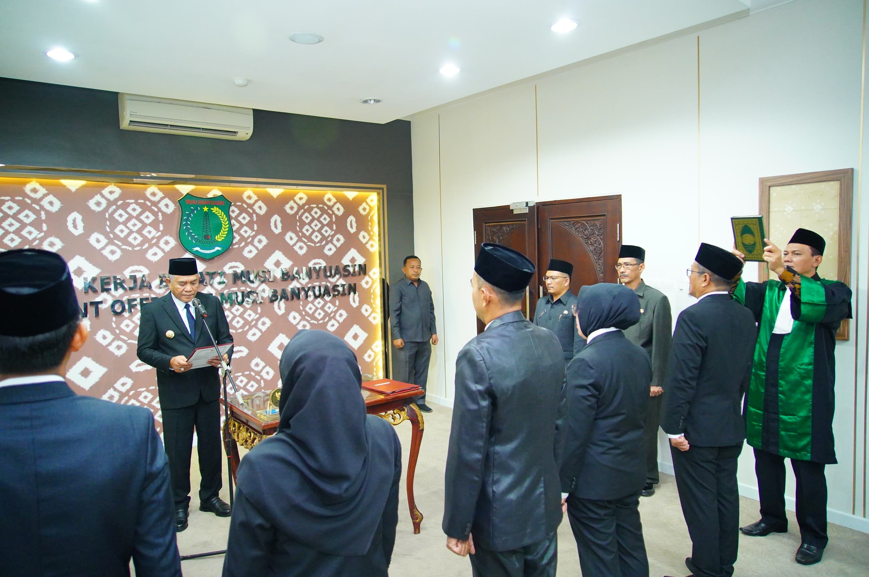 Bupati Muba Lantik Pejabat Administrator, Satu Ditunjuk Plt Inspektur Daerah