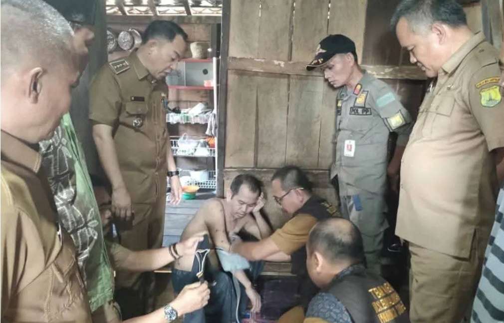 Pemkab Muba dan RSJ Ernaldi Bahar Evakuasi ODGJ Dipasung di Desa Teluk Kijing II