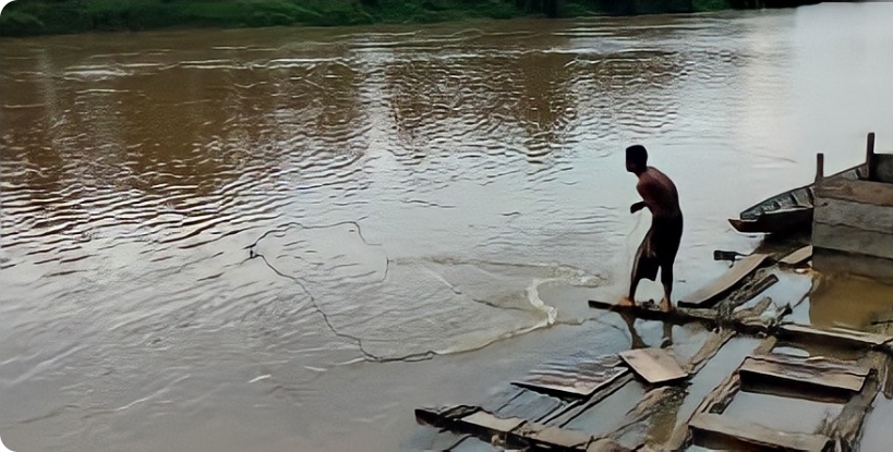 Pasang Surut Tak Menentu, Hasil Tangkapan Nelayan Sungai Musi Anjlok