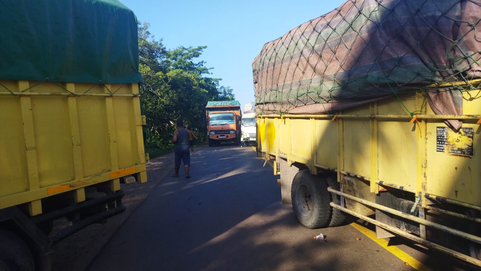 Hindari Kemacetan Akibat Truk Trailer Mogok di Lais, Ini Jalur Alternatif yang Bisa Digunakan