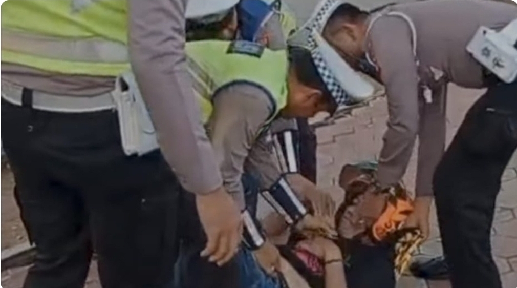 Viral, Video Penangkapan Pria Terduga Pengedar Narkoba Oleh Satlantas Polres Muba