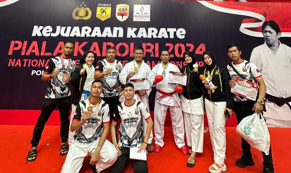 Membanggakan, Kapolsek Lalan dan Anggota Samapta Polres Muba Raih Juara di Kejurnas Karate Kapolri Cup