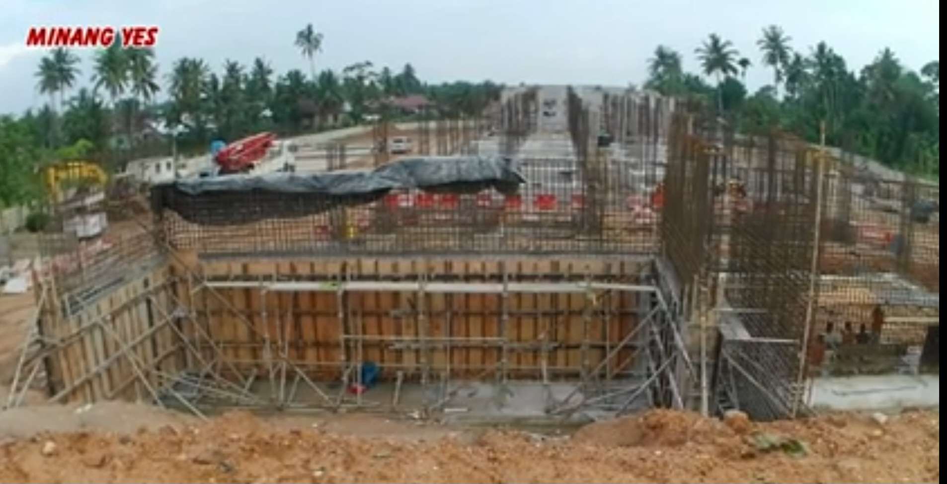 Terdapat Fly Over Panjang di Tol Padang Sicincin, Lewati Jalur Kereta Api dan Jalan Negara