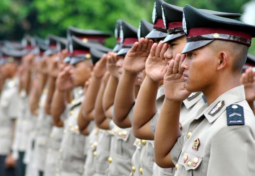 Bahagianya Pengemudi Ojol di Lampung, Anak Lulus Bintara Polri Tanpa Biaya, Berikut Kisahnya