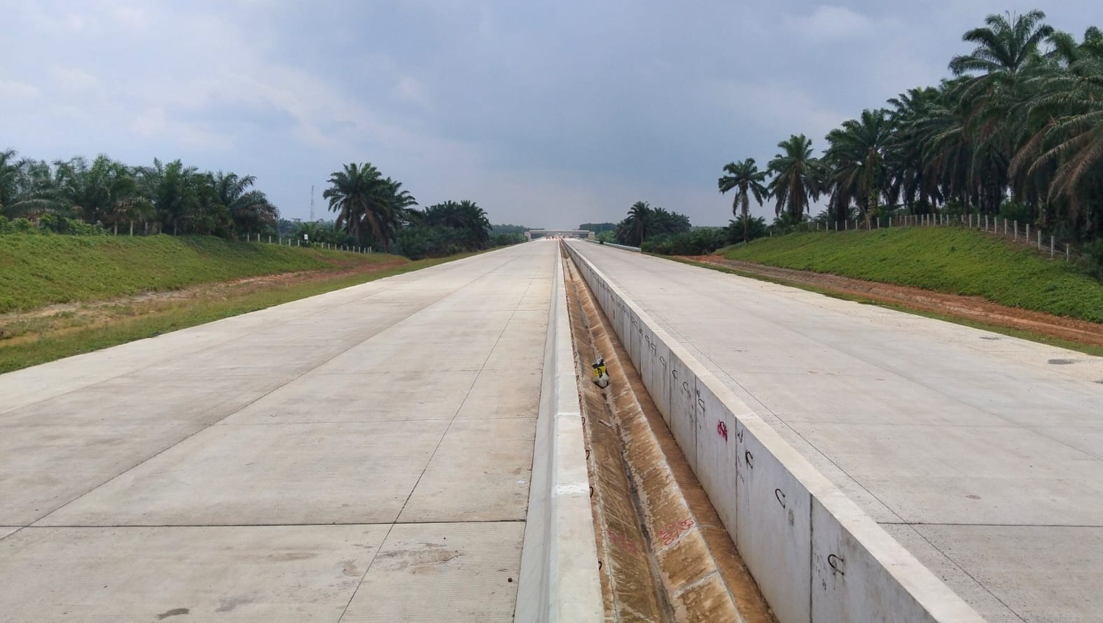 Tol Trans Sumatera Jadikan Sumsel Poros Baru Logistik dan Energi Regional