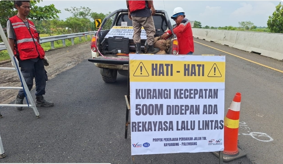 Jelang Nataru 2025/2026, PT Waskita Sriwijaya Tol Percepat Perbaikan Jalan Tol Kayuagung–Palembang
