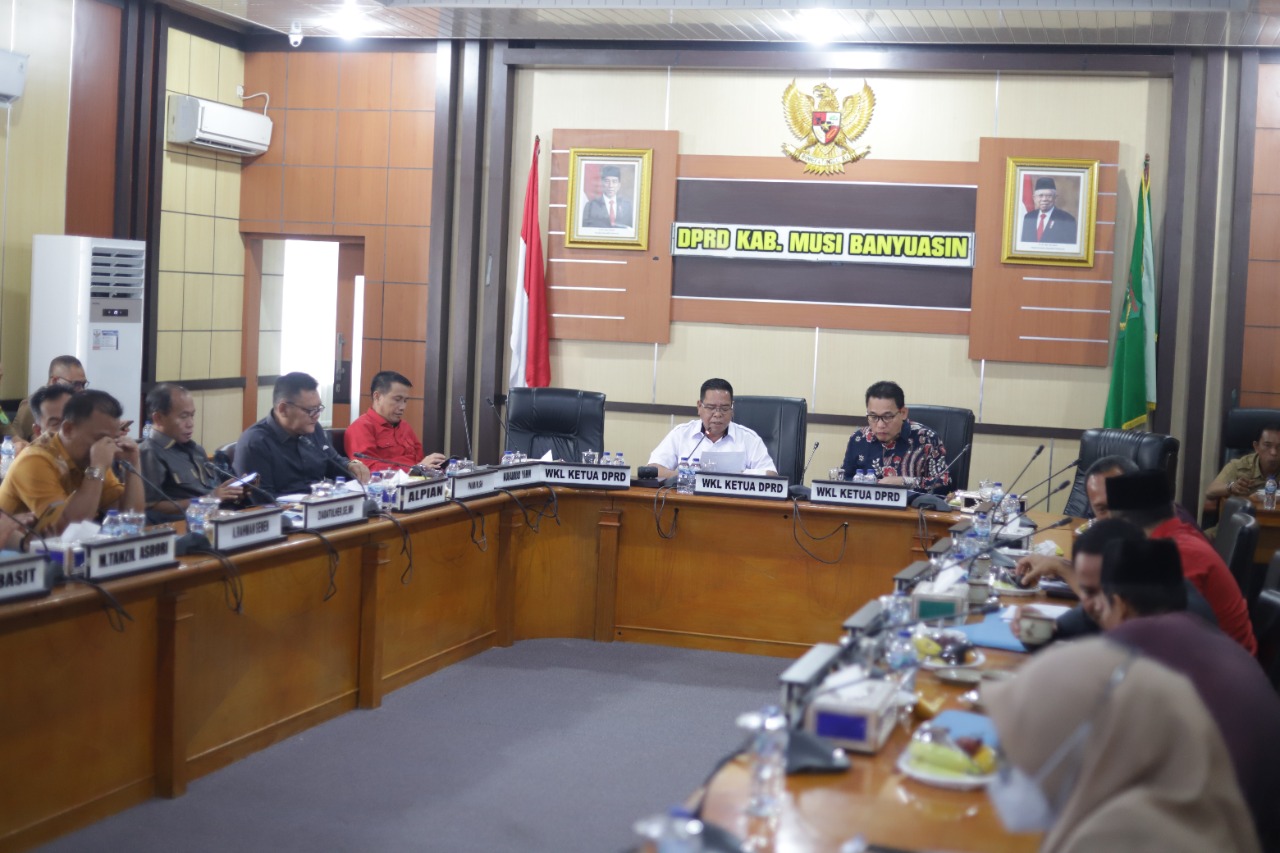 Banggar dan TAPD Muba Bahas Evaluasi Gubernur Terhadap APBD Perubahan 2022