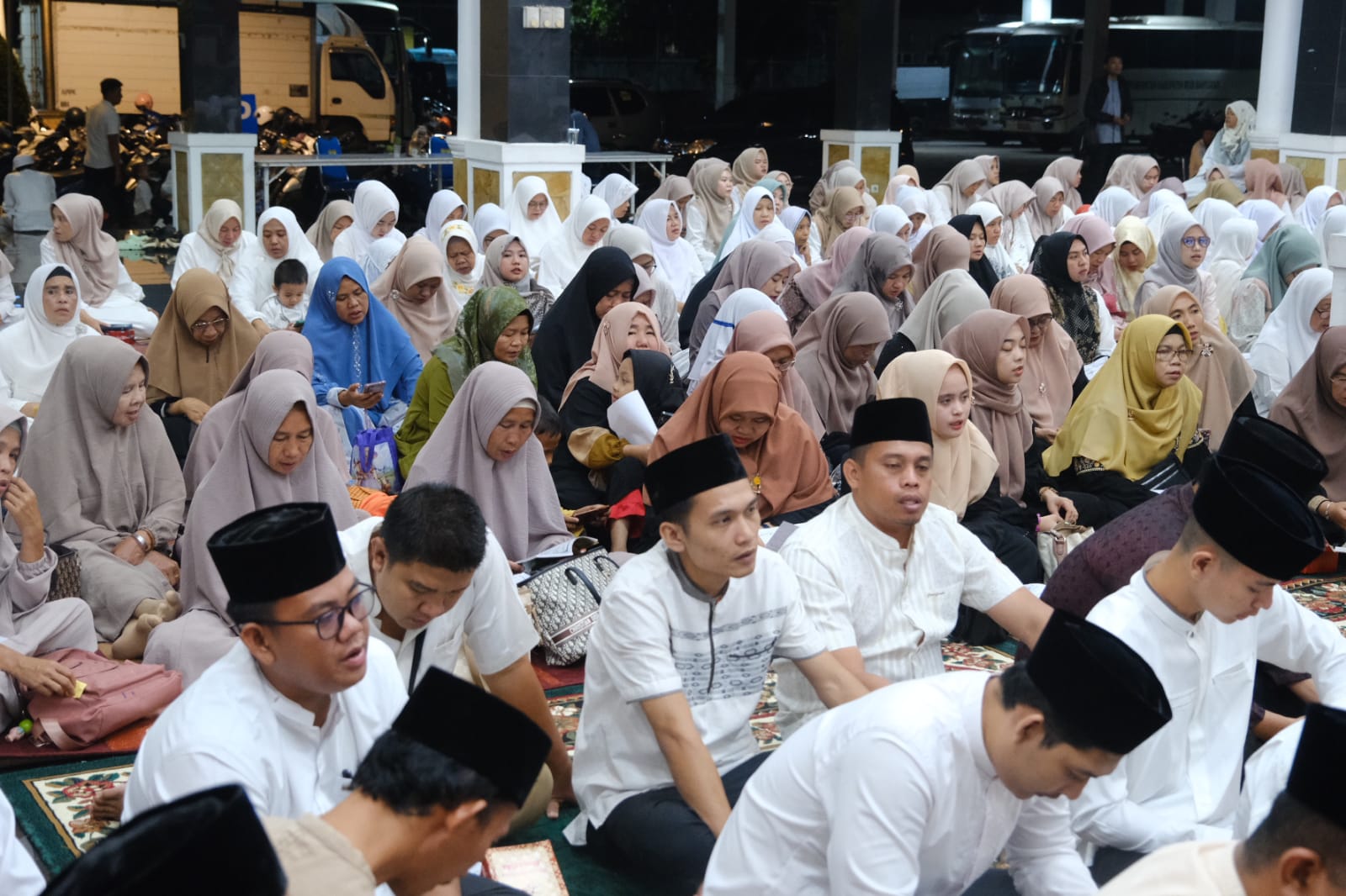 Muba Gelar Dzikir dan Doa Bersama, Ribuan Warga Bersatu Panjatkan Doa untuk Keselamatan Bangsa