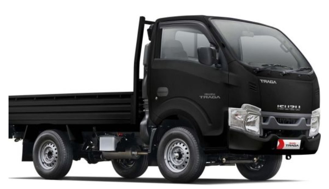 Isuzu Traga Hadir dengan Warna Hitam, Tampilannya Lebih Gagah