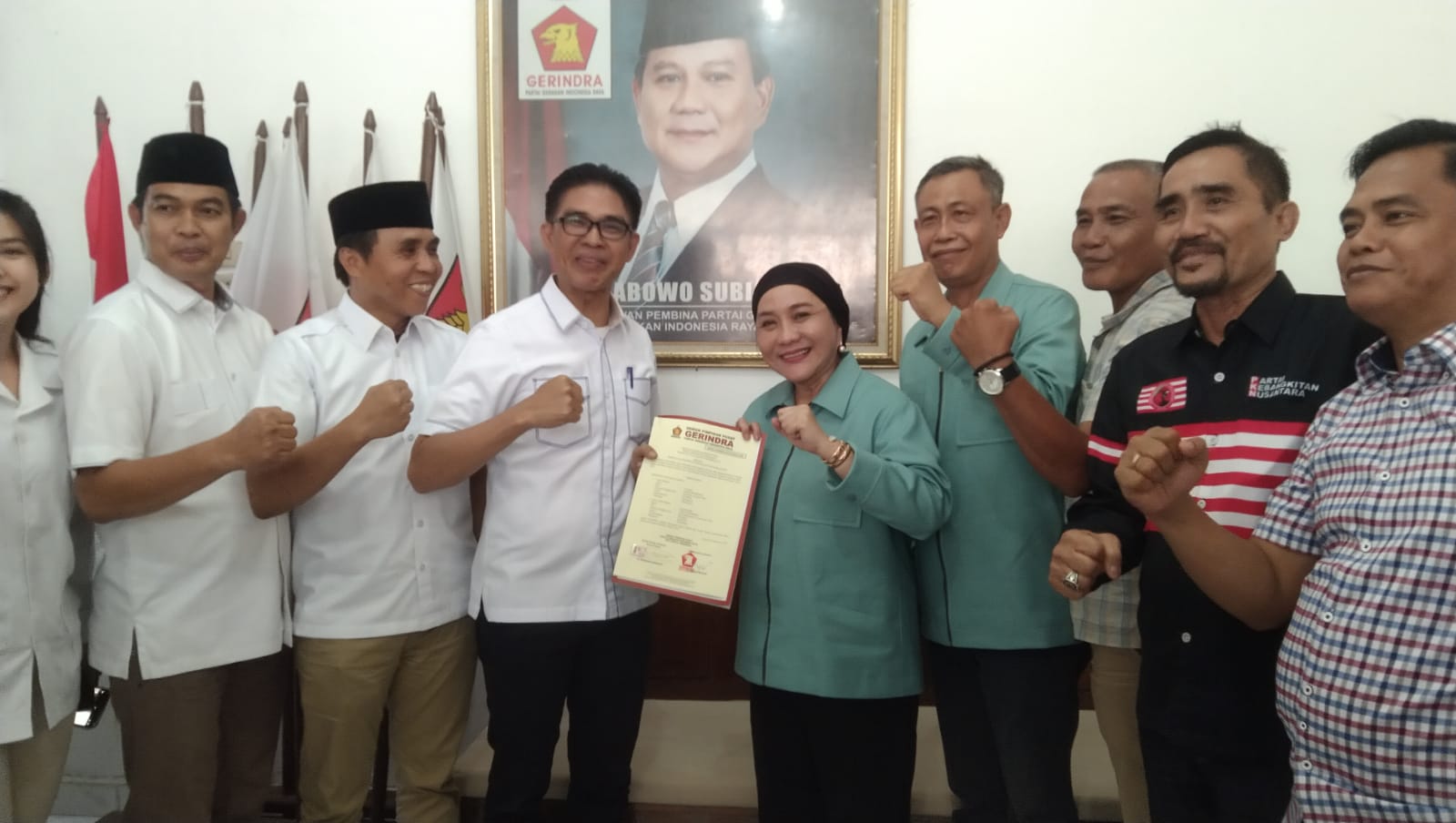 Partai Gerindra Resmi Serahkan Dukungan untuk Paslon Lucianty-Syaparuddin di Pilkada Muba 2024