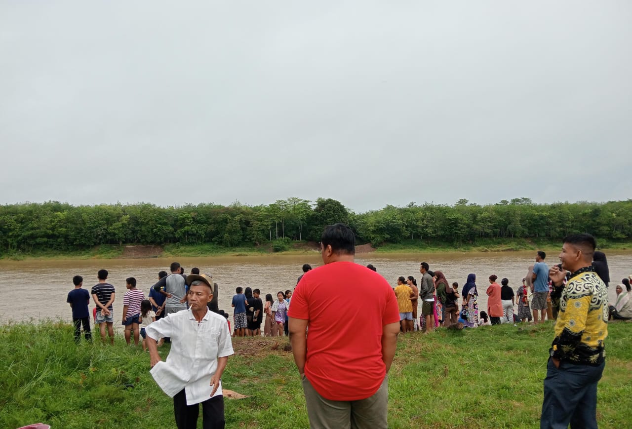 Diduga Tenggelam di Sungai Musi, Pelajar 16 Tahun Belum Ditemukan, BPBD Muba Lakukan Pencarian