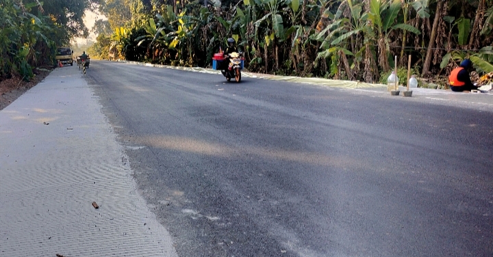 Dibangun Bahu Jalan, Jalinteng di Tanjung Raya Tambah Lebar