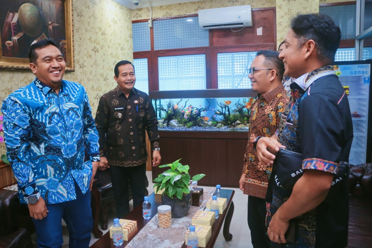 Wabup Muba Evaluasi Kerja Sama Kelistrikan dengan PLN UID S2JB, Dorong Perluasan Program Listrik Desa