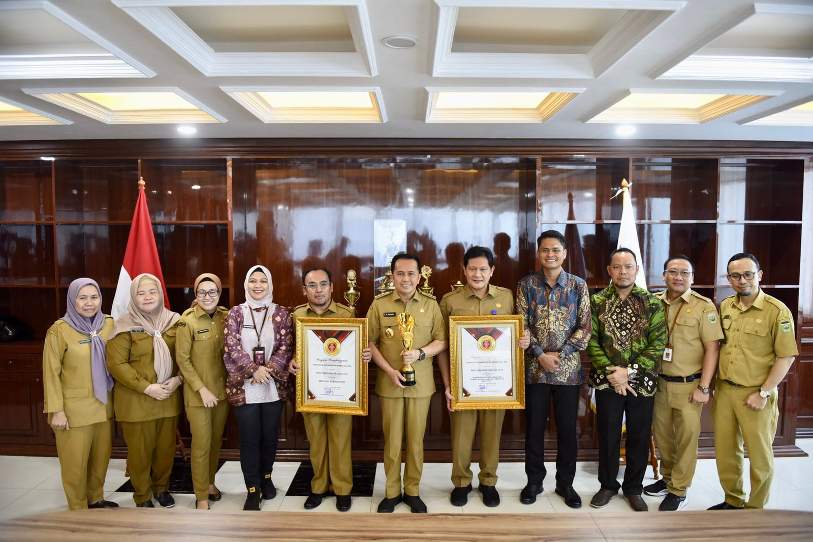 Terbaik Pertama Regional 1 dan Nilai Tertinggi Se-Sumatera, Provinsi Sumsel Terima Penghargaan IGA 2023