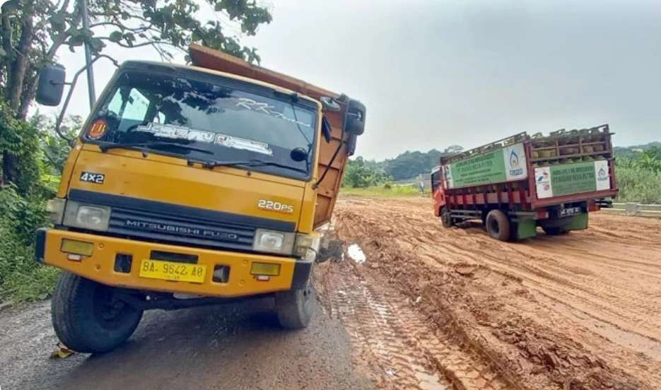 Polisi Tetapkan Sopir Batubara Yang Bikin Jalan Lingkar Muara Enim Tersangka, Ini Penjelasannya