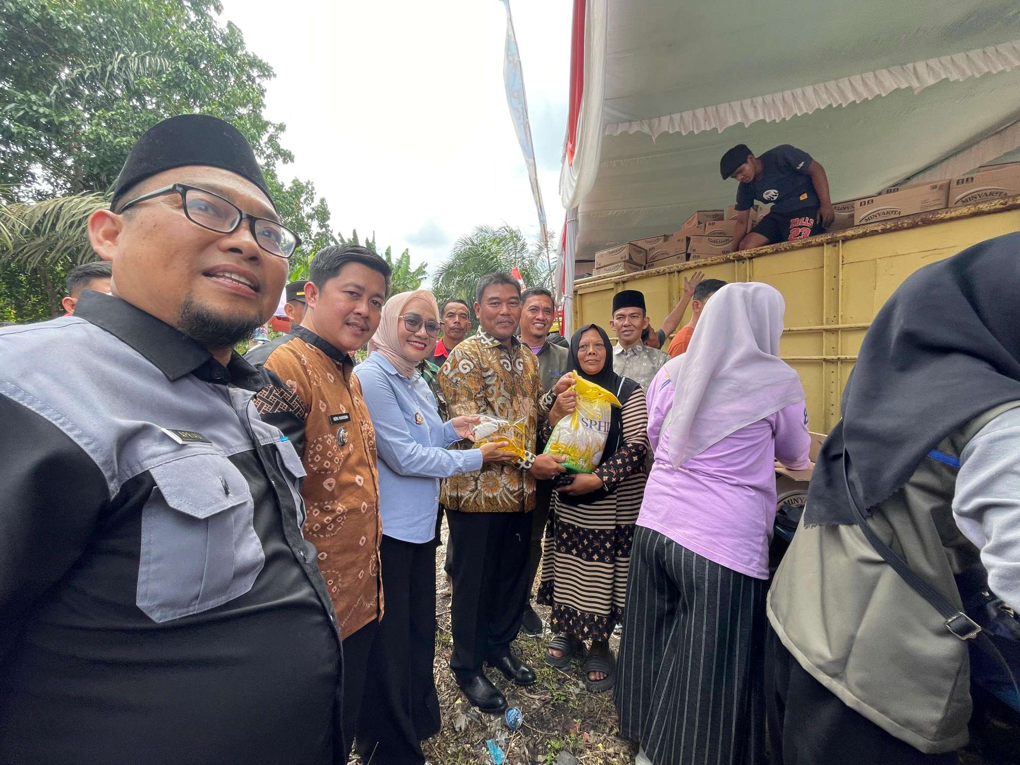 GPM Hadir di Babat Toman, Warga Hemat Hingga Rp20 Ribu per Paket