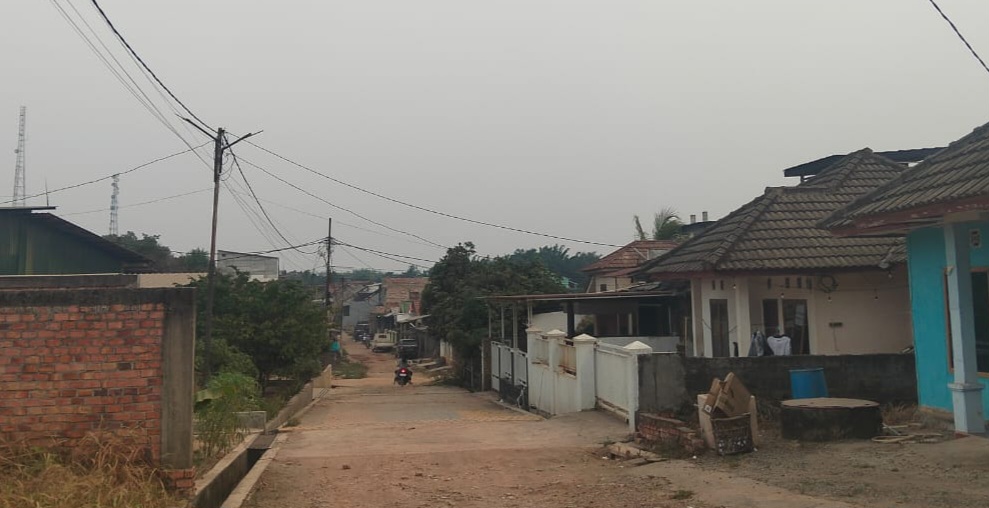 Warga Perumahan Lilin Asri Keluhkan Tegangan Listrik Tak Stabil, Elektronik Disebut Banyak Rusak