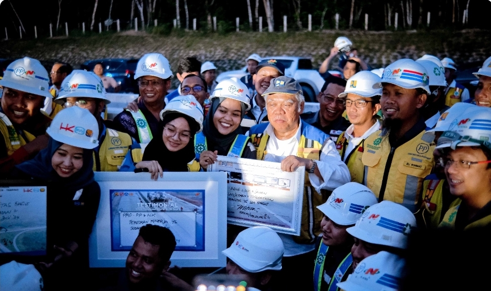 Mentri PUPR Kunjungi Pembangunan Tol Bayung Lencir - Tempino, Beri Apresiasi Kinerja Hutama Karya