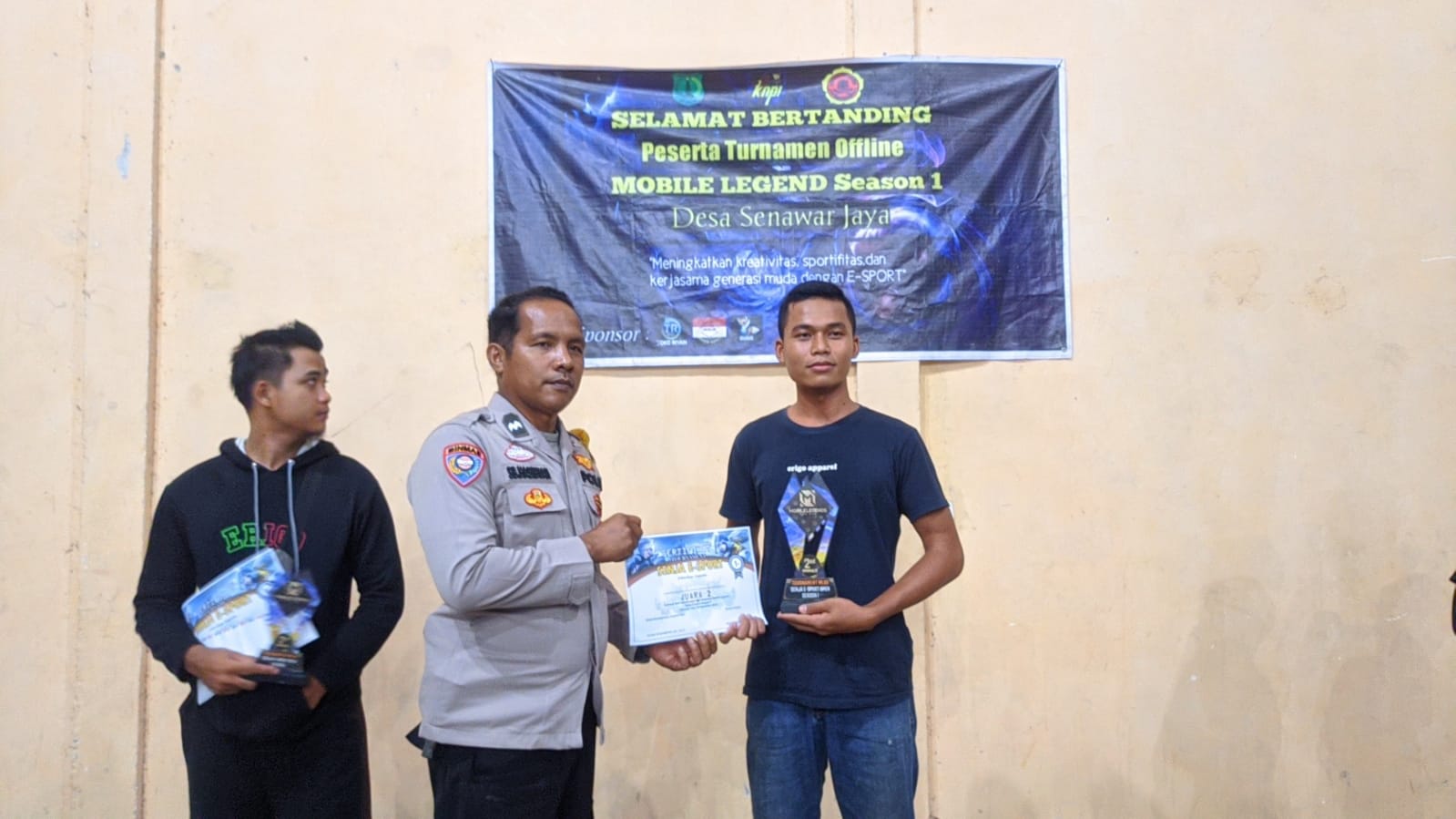 Bhbabinkamtibmas Polsek Bayung Lencir, Hadiri Turnamen E Sport, Ajak Generasi Muda Ciptakan Kegiatan Positif 