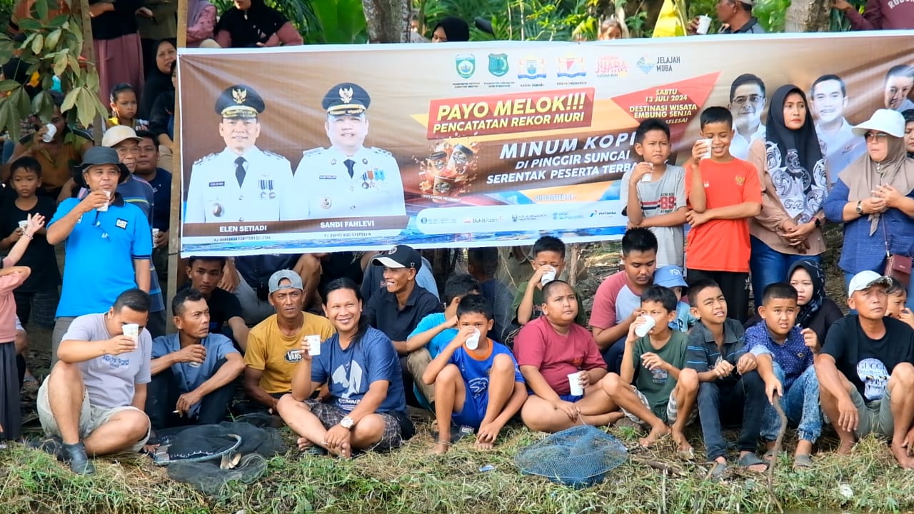 Asiknya, Usai Ngopi Bareng Pecahkan Rekor MURI, Masyarakat Muba  Langsung Bekarang