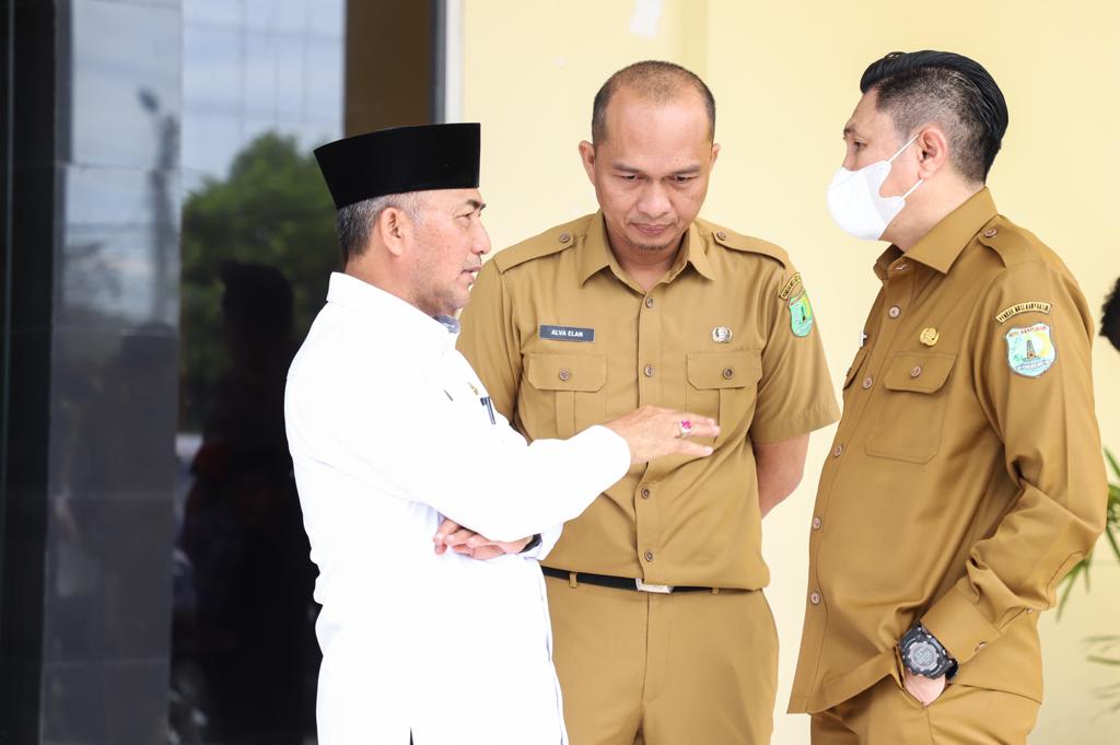 Pj Bupati Apriyadi Minta Pegawai PUPR Rajin Turun ke Lapangan