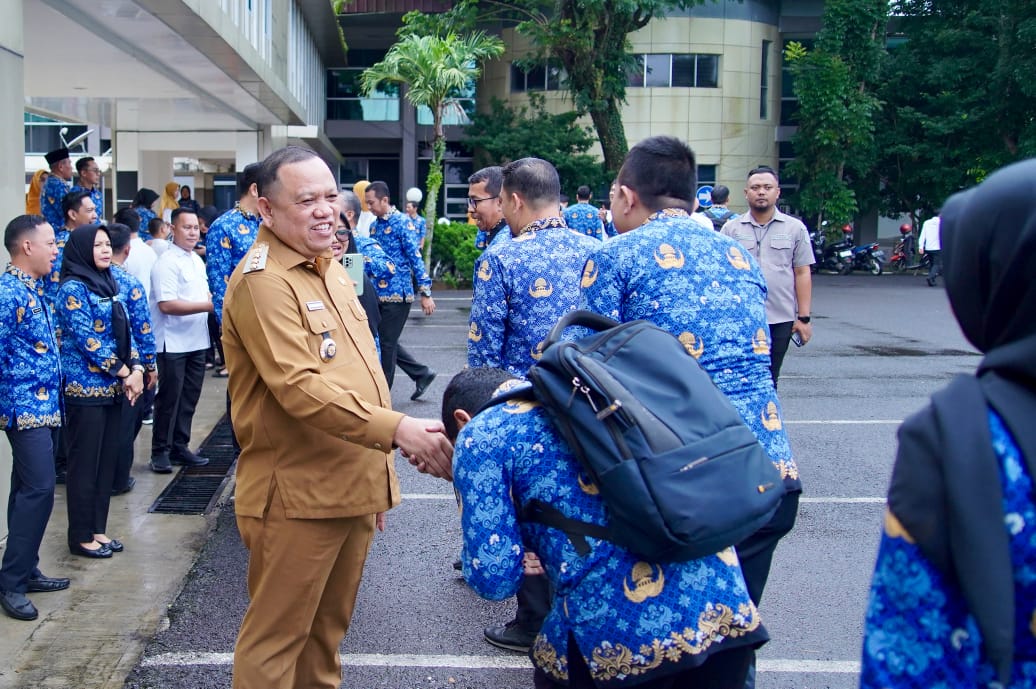 Pesan Perpisahan Pj Bupati Muba H. Sandi Fahlepi saat Pimpin Apel Pagi 