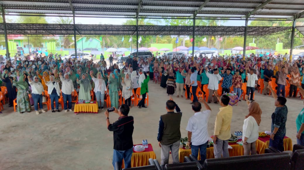 Warga Muara Teladan Antusias Sambut Hj. Lucianty dan H. Syaparuddin, Beri Solusi Ibu-ibu Pengajian dan Petani