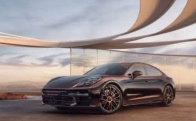 Porsche Panamera Turbo Sonderwunsch, Mobil Satu-Satunya di Dunia Dengan Serpihan Emas