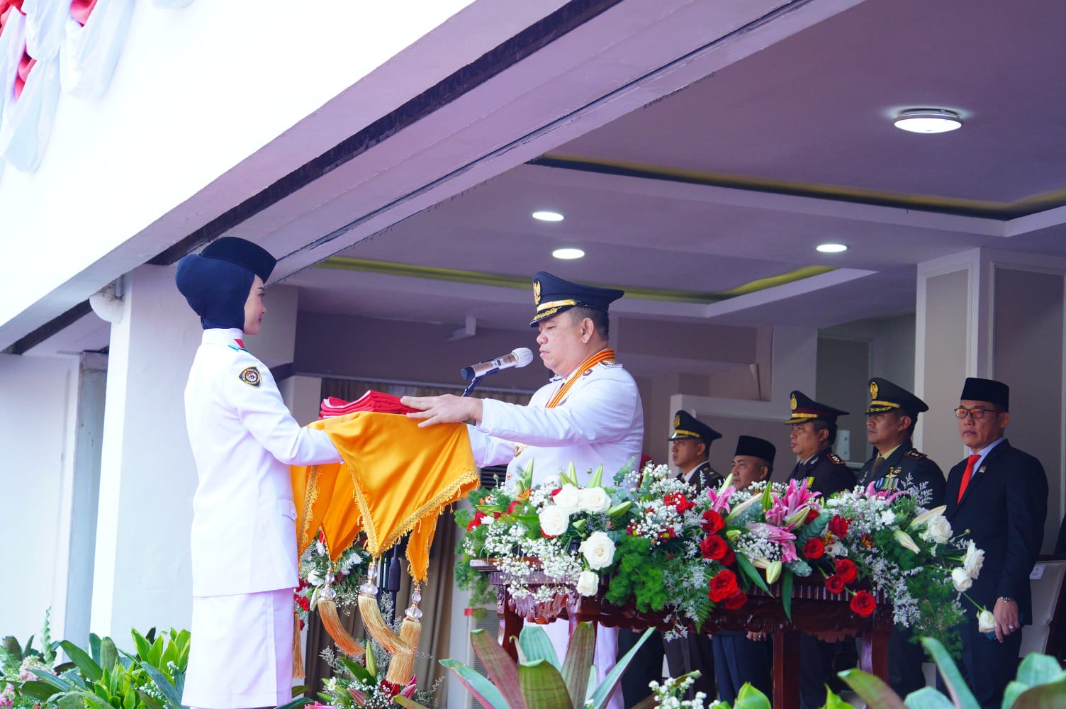 Bendera Merah Putih Berkibar di Rumdin Pj Bupati Muba, 75 Paskibraka Sukses Pukau Peserta Upacara 