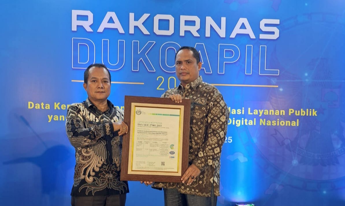 Disdukcapil Berhasil Raih Sertifikasi SMKI ISO 27001, Komitmen Nyata Lindungi Data Masyarakat