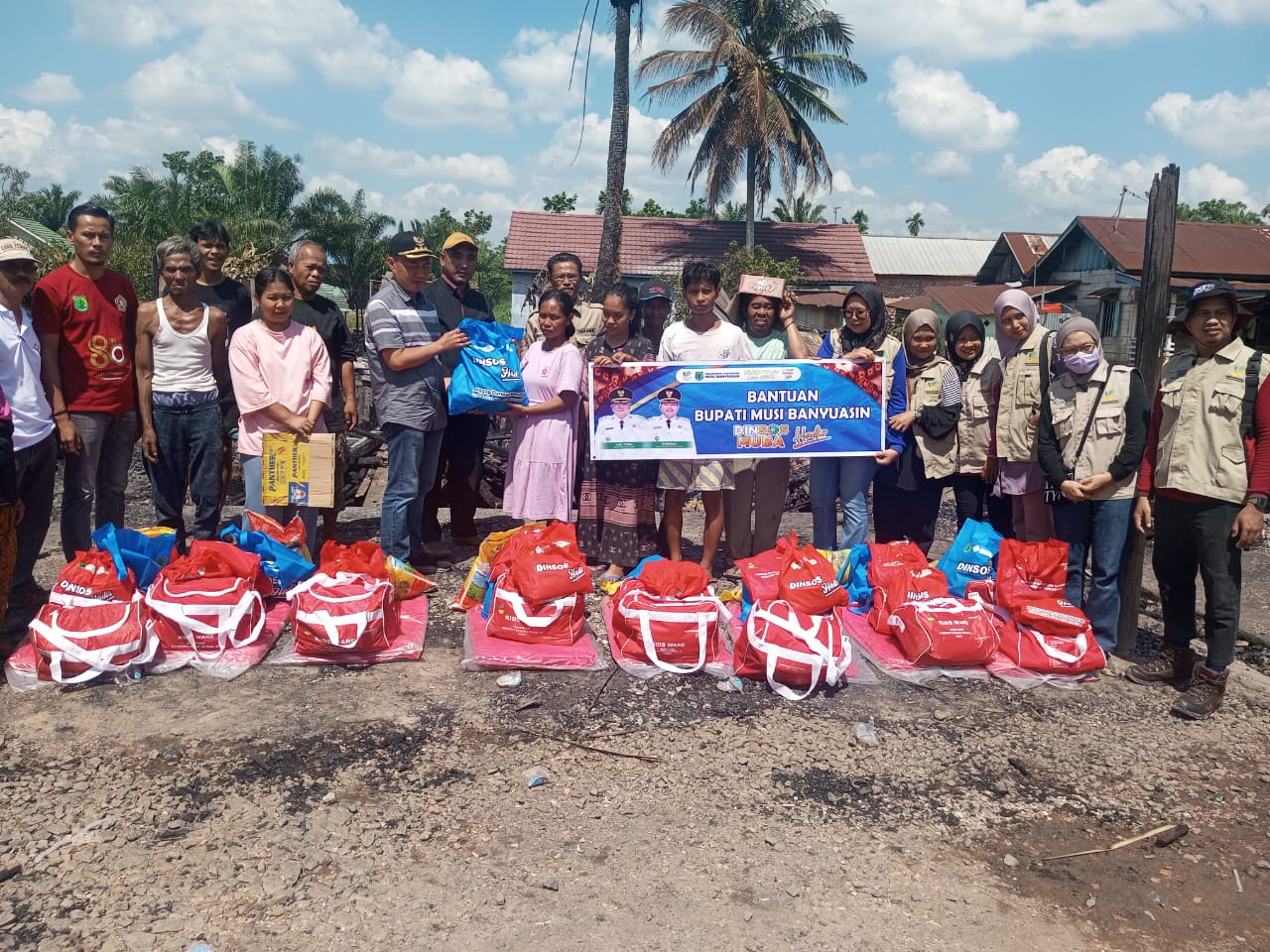 8 Rumah Warga di Sungai Lilin Ludes Dilalap Api Tengah Malam, Bupati Muba Gercep Turun Tangan