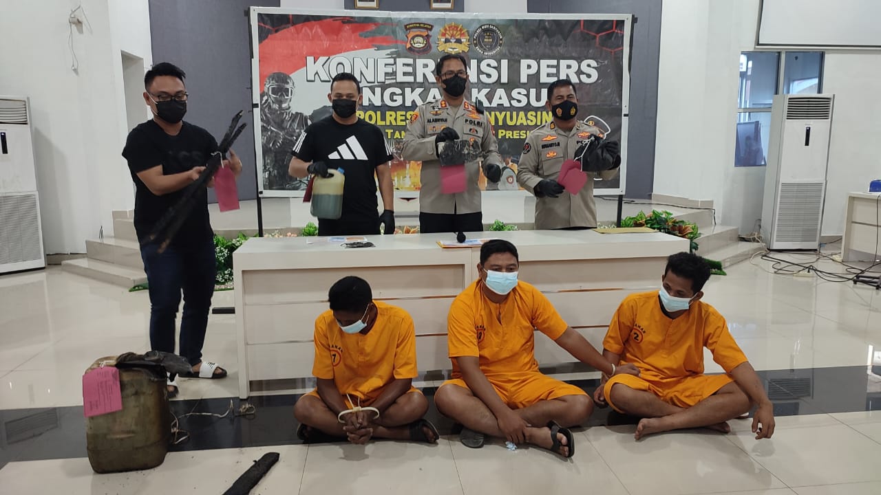 Selain Sopir, Pemilik dan Pekerja Sumur Bor Ilegal Tempat Membeli Minyak Mentah Turut Diamankan Polisi