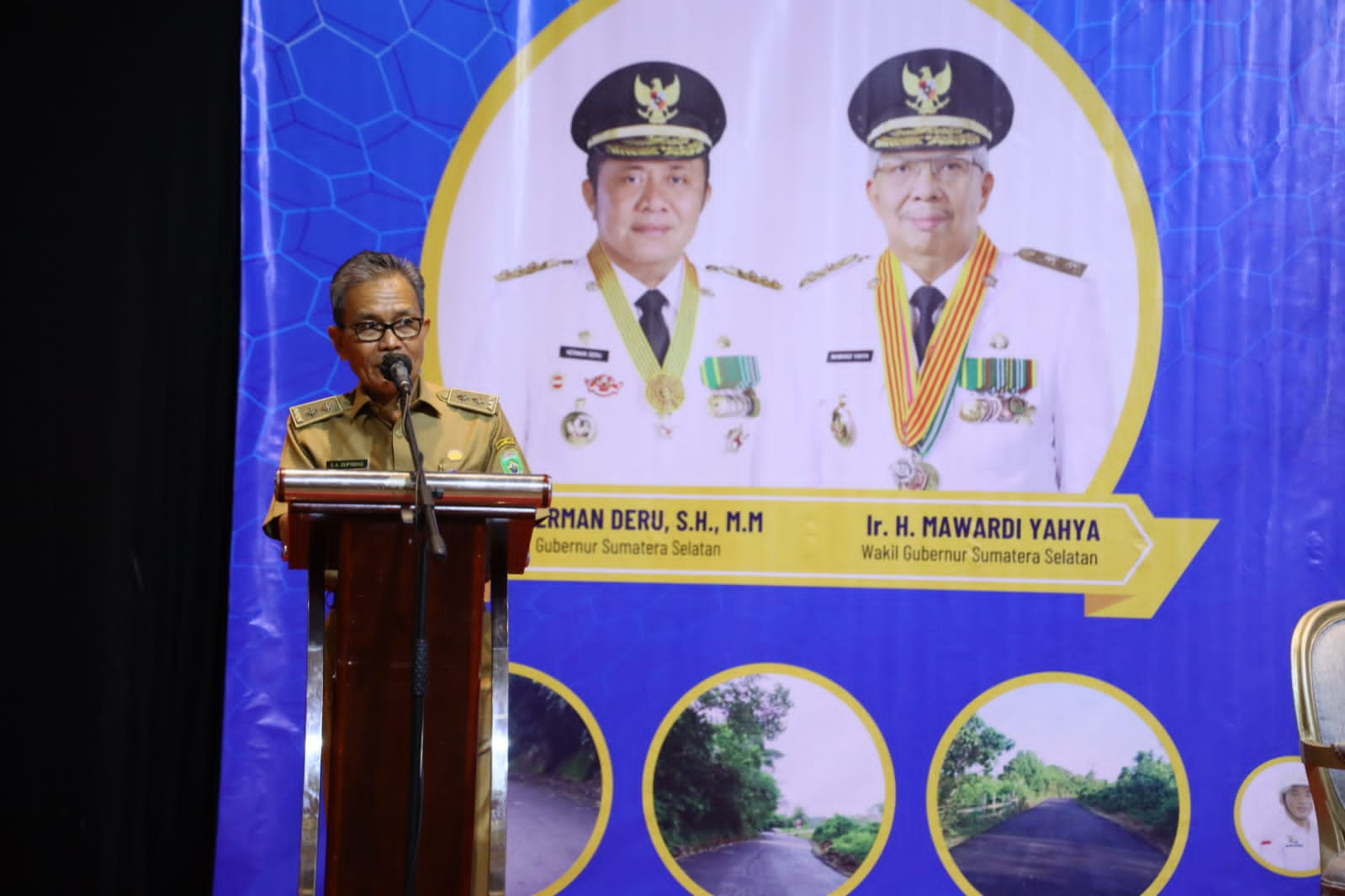 Dibuka  Ratek Sinkronisasi Program Kegiatan Pembangunan  Antara Pemprov Dengan Kabupaten/kota  Se Sumsel